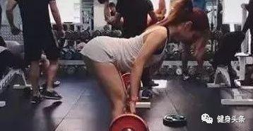 泰式顶腰甩背视频,轻松释放身心，体验传统泰式按摩的神奇魅力